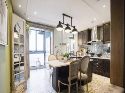 128平新房完工，朋友夸地砖上档次，我认为定制门框最棒！