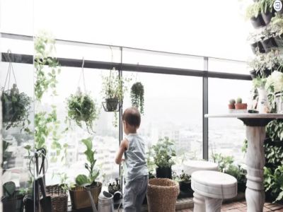 阳台肯定得铺瓷砖啊？不然还想怎样？