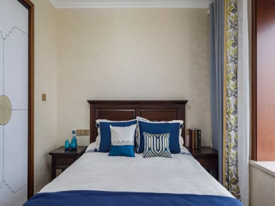 90㎡新中式小三房，玄关诗情画意美呆了，转角餐边柜好实用！